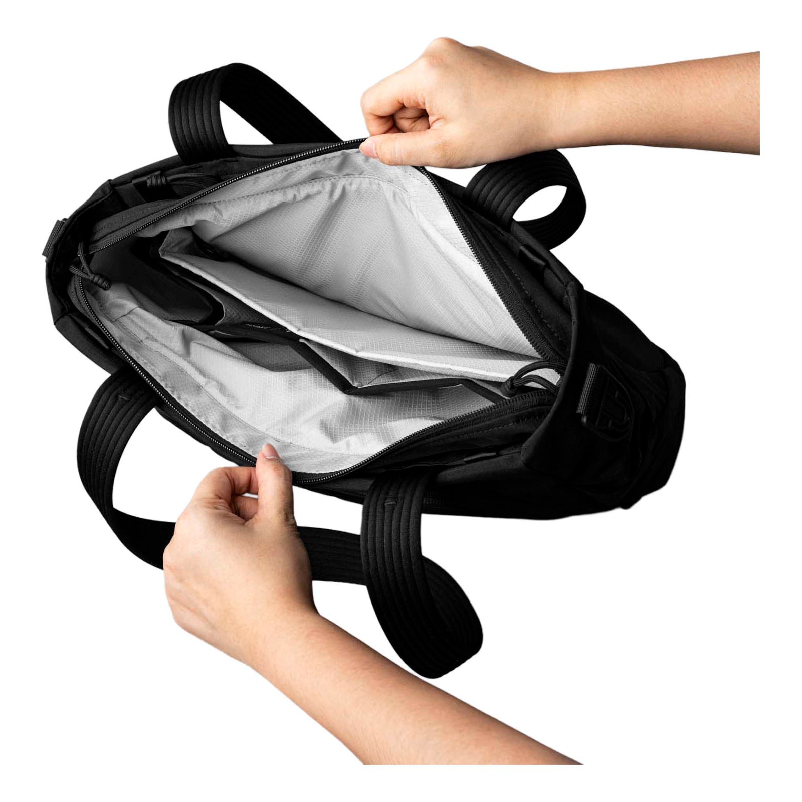 Bravo Tote V2 Alpaka Tote Bags