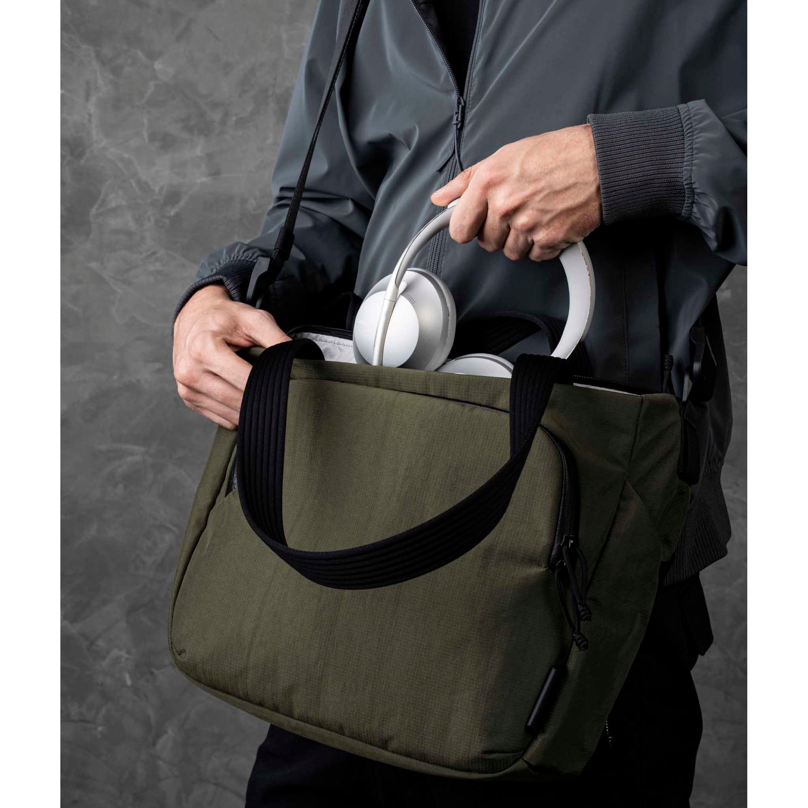 Bravo Tote V2 Alpaka Tote Bags