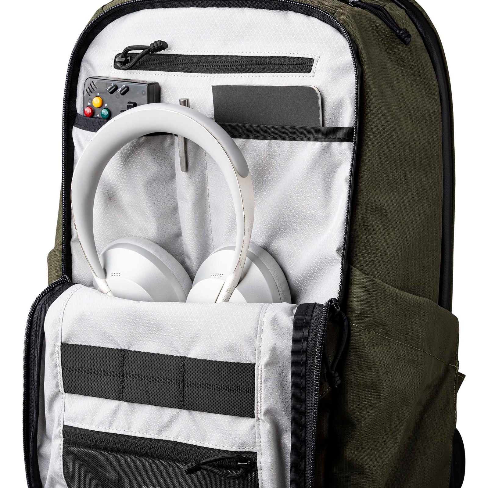 Elements Backpack Pro Alpaka AA010360524 Backpacks 26L / Green | Axoflux 400D Ripstop Nylon