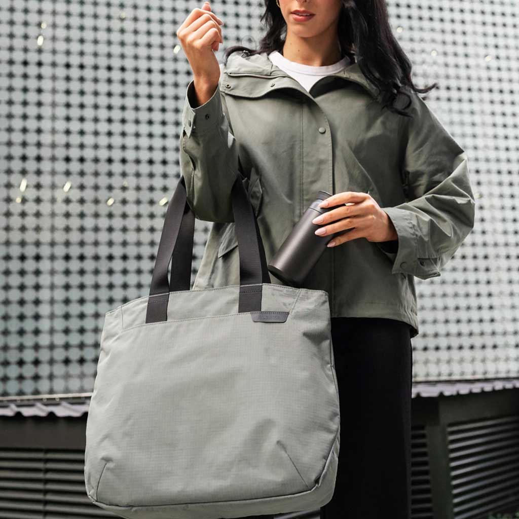 Elements Tote Alpaka AA010580218 Tote Bags M / Grey | Axoflux 210D