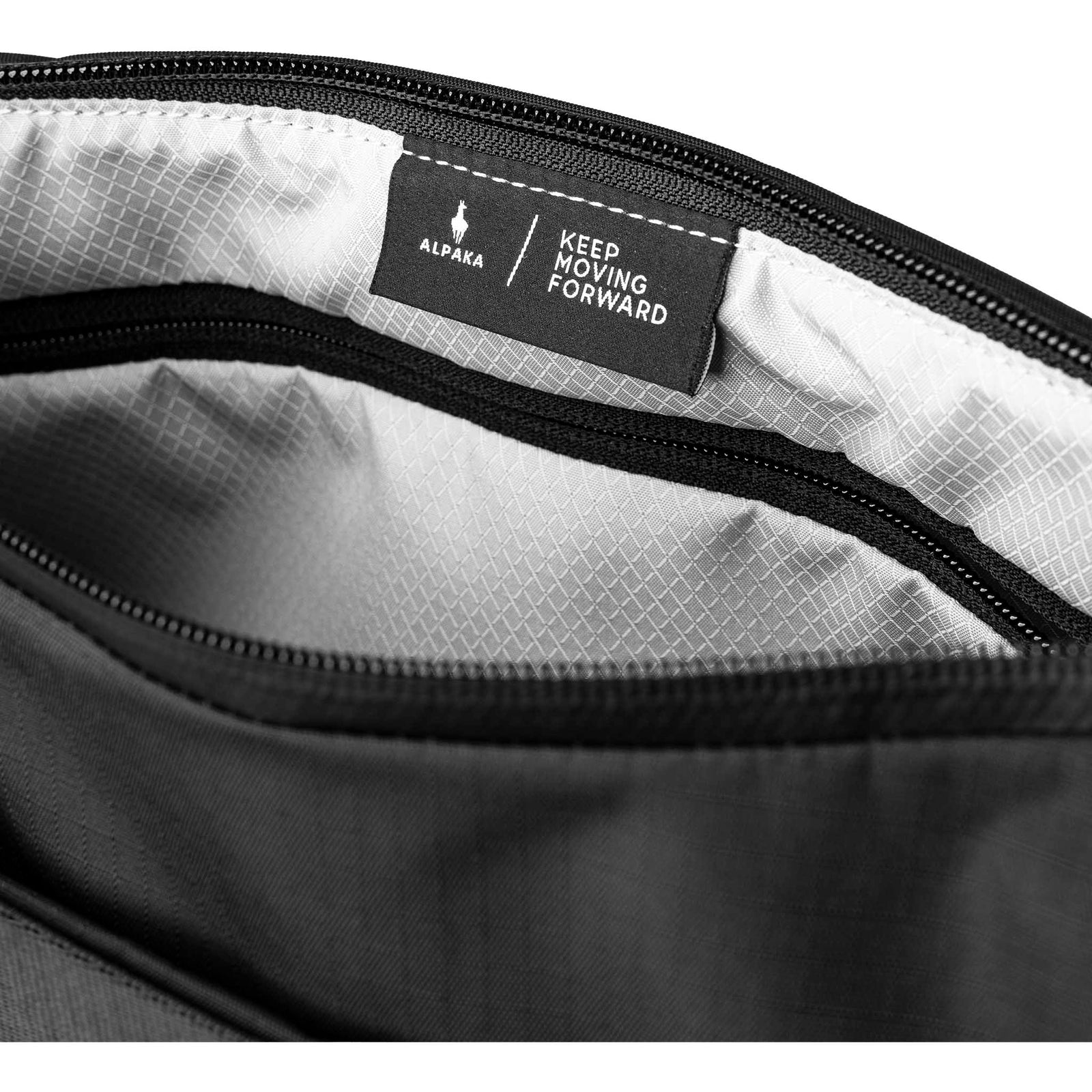 Flight Satchel Alpaka AD010860118 Satchels One Size / Black | Axoflux 210D