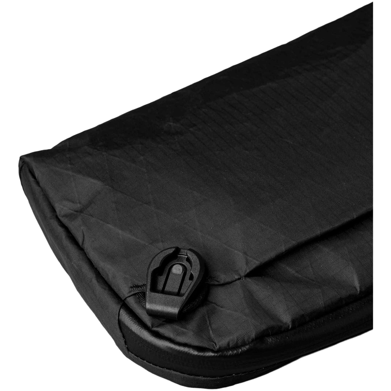 Flight Sling 1L Alpaka AA010530128 Sling Bags 1L / Black | X-Pac VX07 Ripstop
