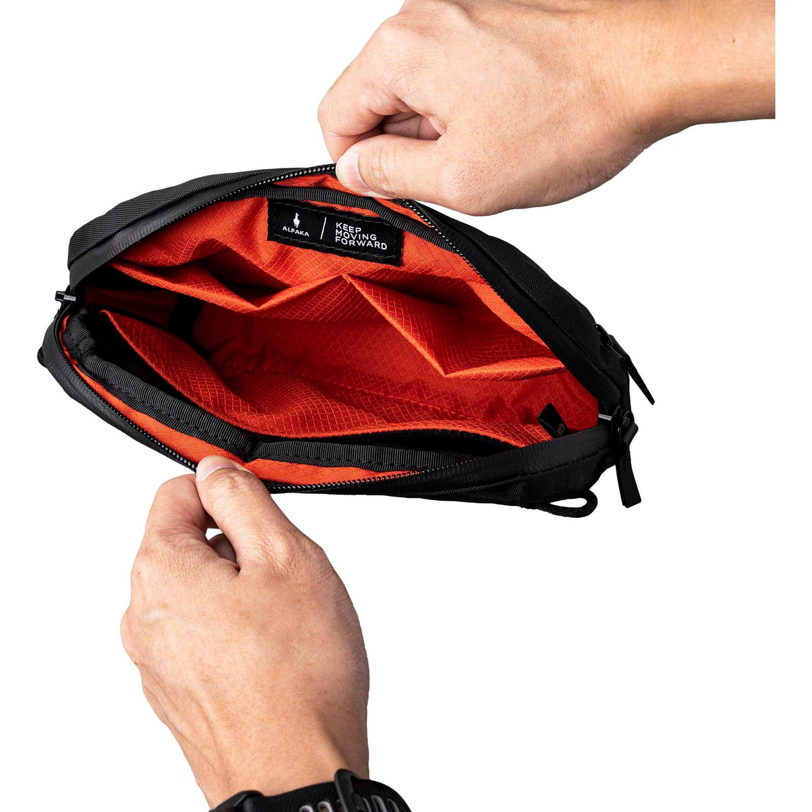 Flight Sling 1L Alpaka AA010530106 Sling Bags 1L / Black | X-Pac VX42