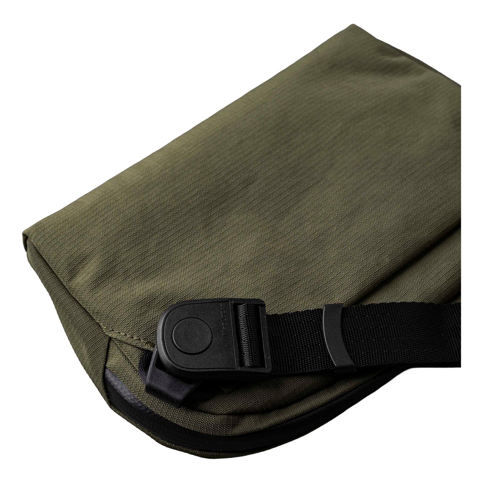 Flight Sling 1L Alpaka AA010530524 Sling Bags 1L / Green | Axoflux 400D
