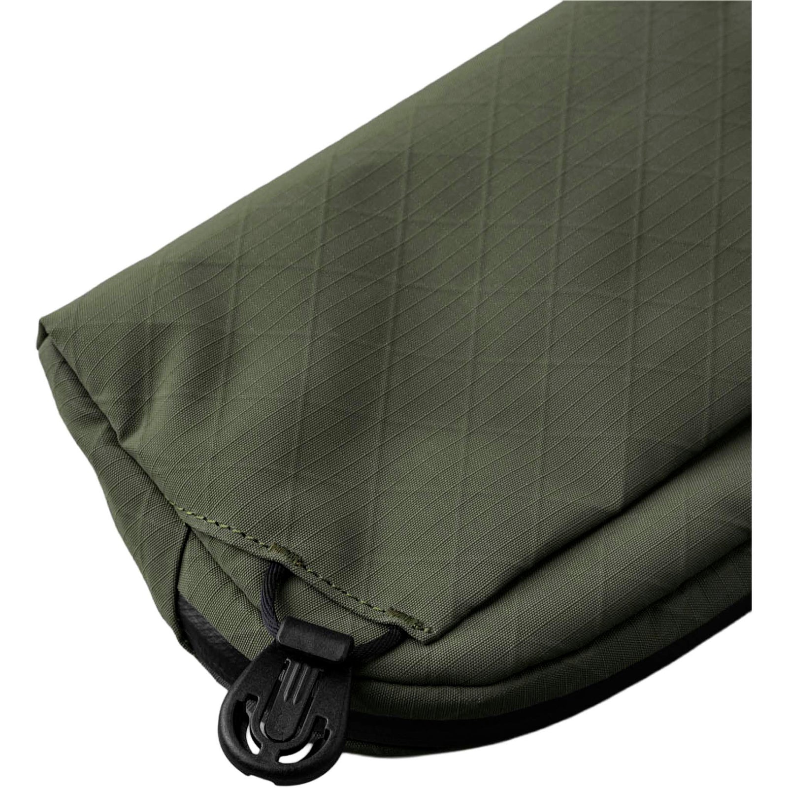 Flight Sling 1L Alpaka AA010530526 Sling Bags 1L / Green | Axogrid 210D