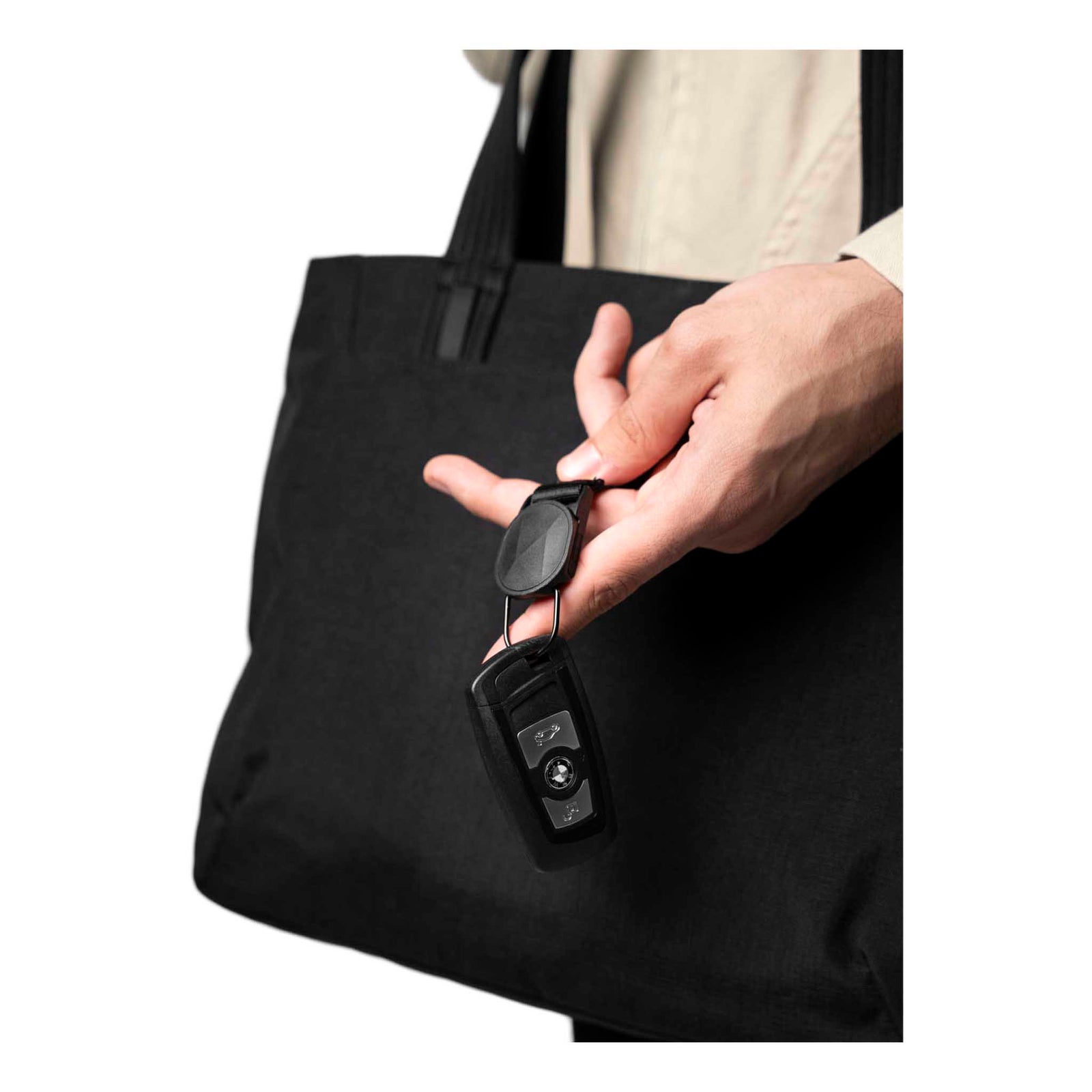 Flight Tote (S) Alpaka AD011010124 Tote Bags One Size / Black Axoflux 400D Ripstop Nylon