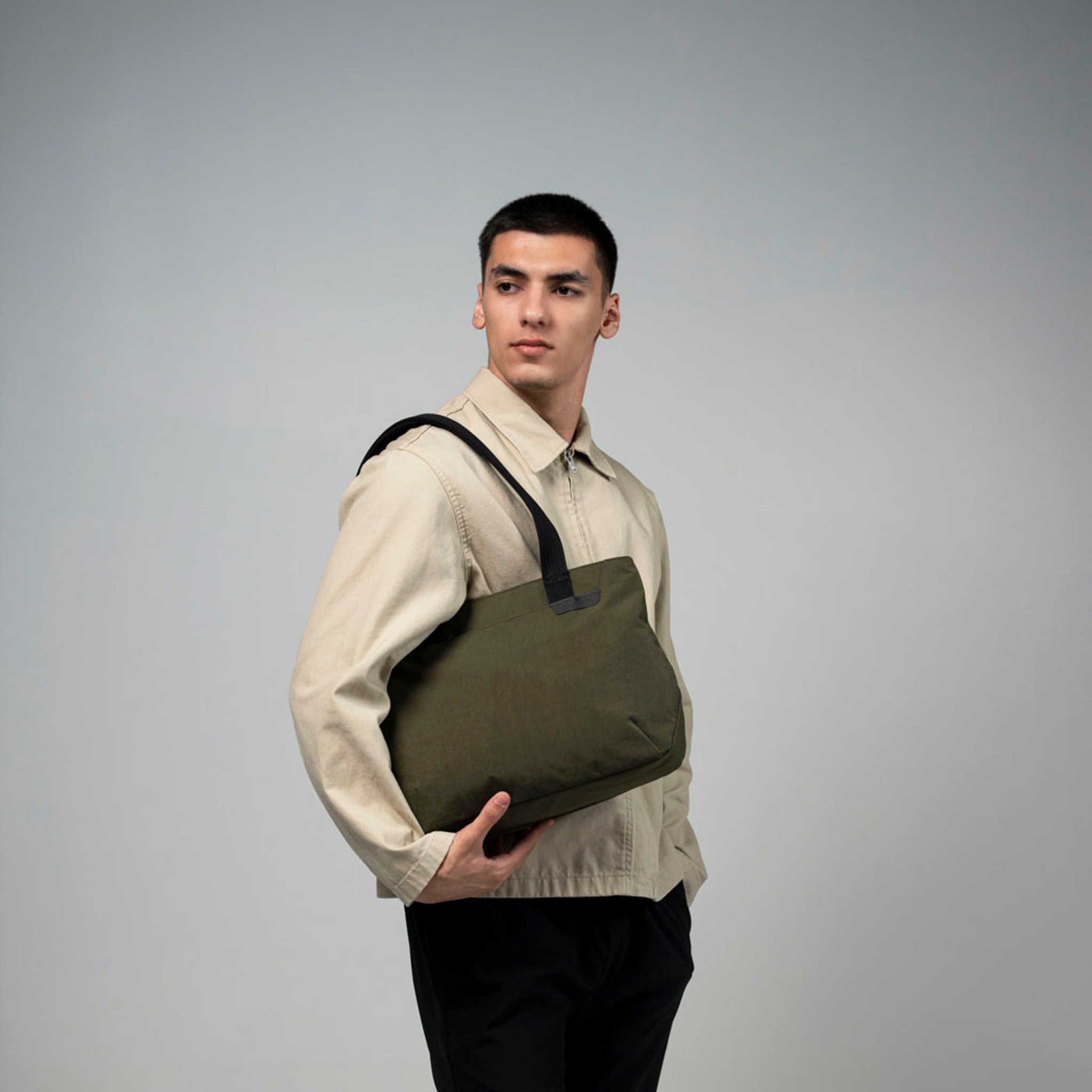 Flight Tote (S) Alpaka AD011010524 Tote Bags One Size / Green Axoflux 400D Ripstop Nylon