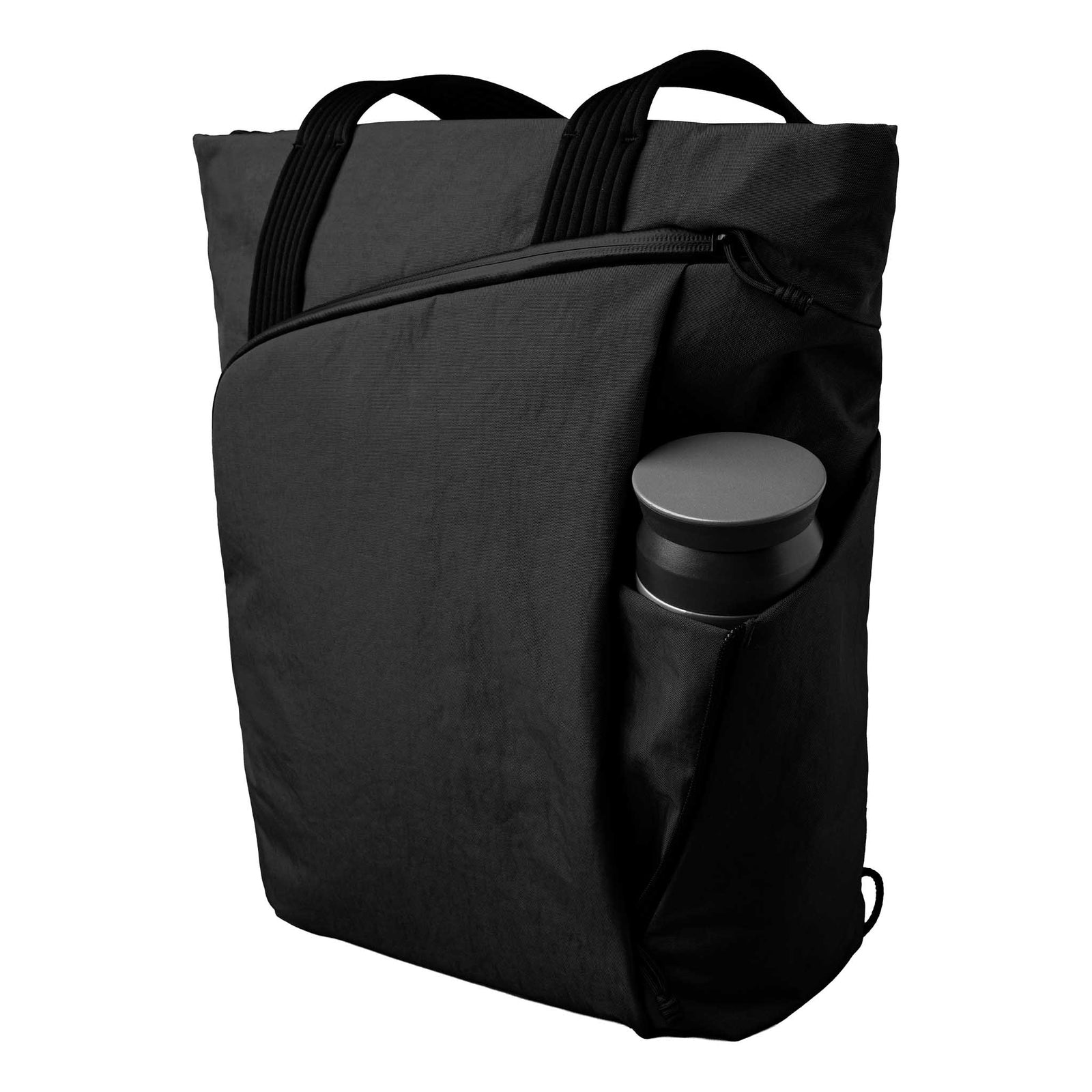 Flow Totepack Alpaka AA010850124 Tote Bags 14L / Black | Axoflux 400D Washed Nylon