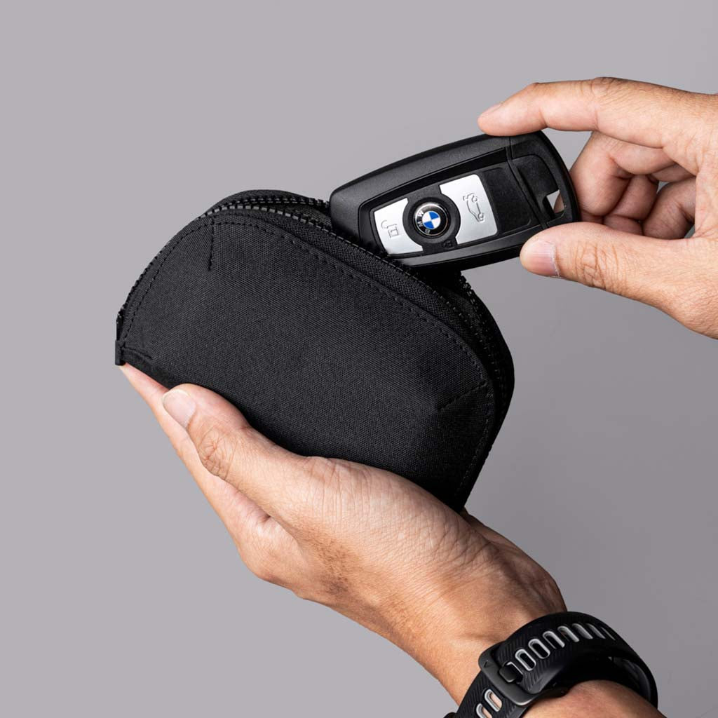 HUB Zip Pocket Alpaka AD010660121 Pouches One Size / Black | Axoflux 300D