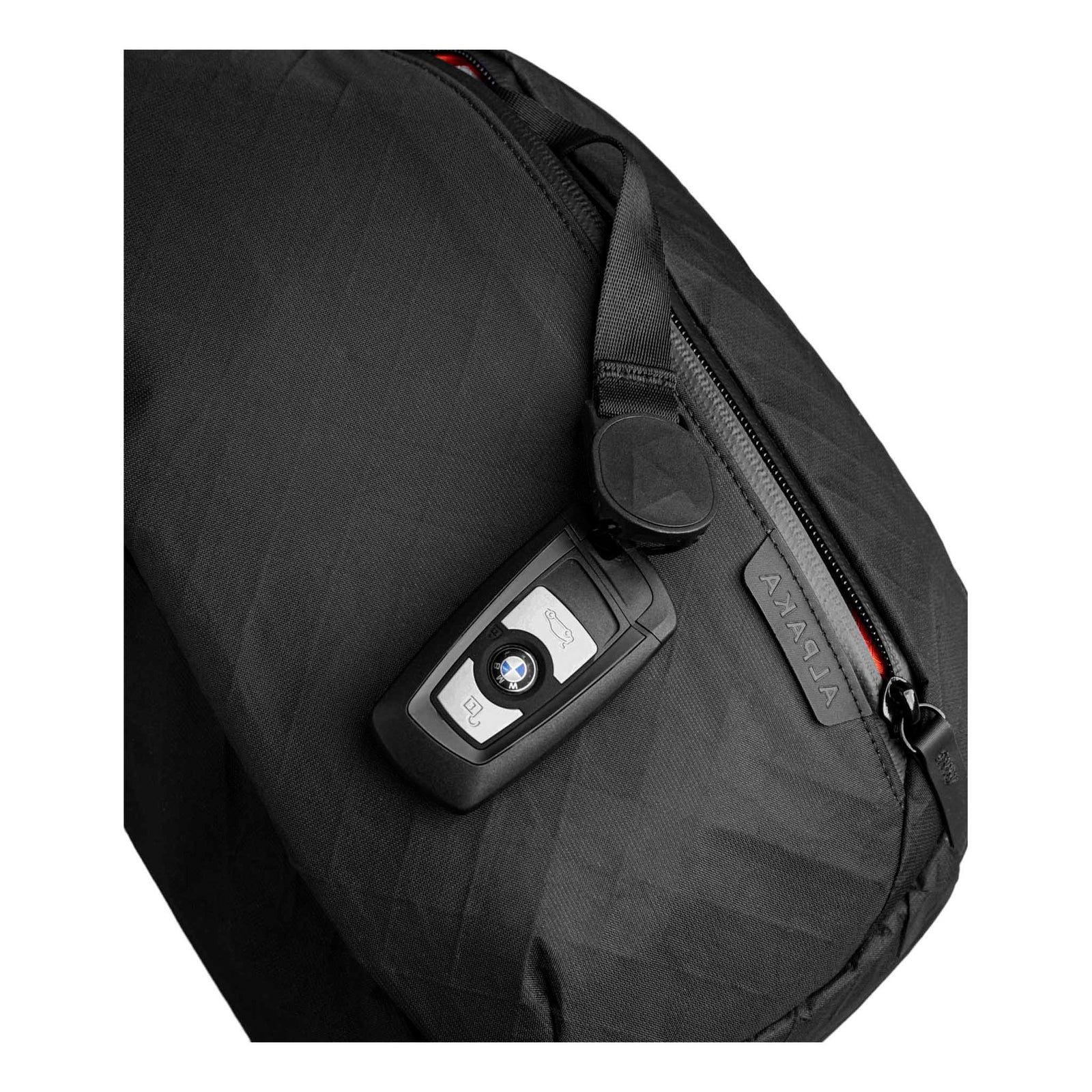 Metro Crossbody | Left Shoulder Alpaka AA010550130 Sling Bags One Size / Black Ultradyne 100D