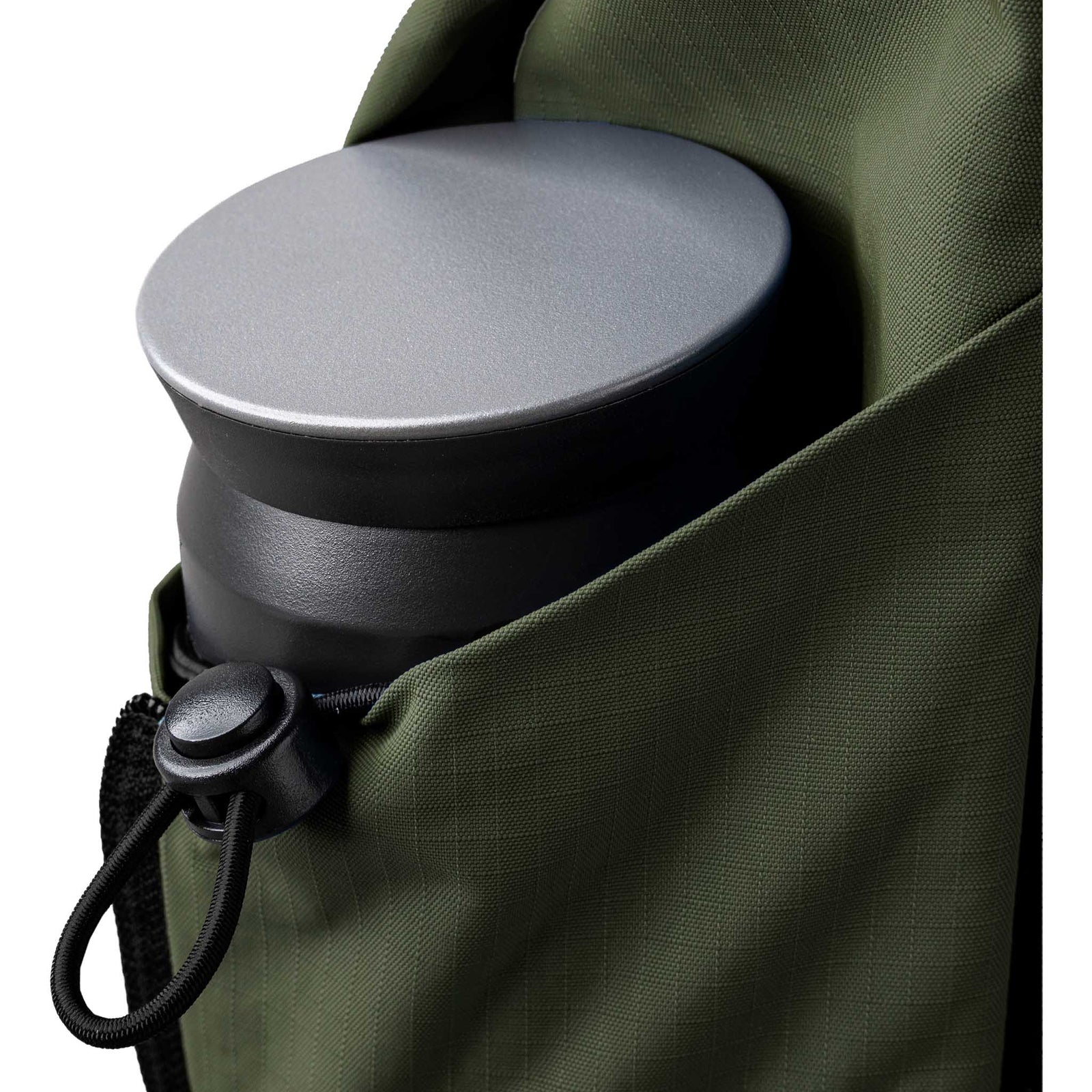 Metro Crossbody | Right Shoulder Alpaka AA010560518 Sling Bags One Size / Green | Axoflux 210D