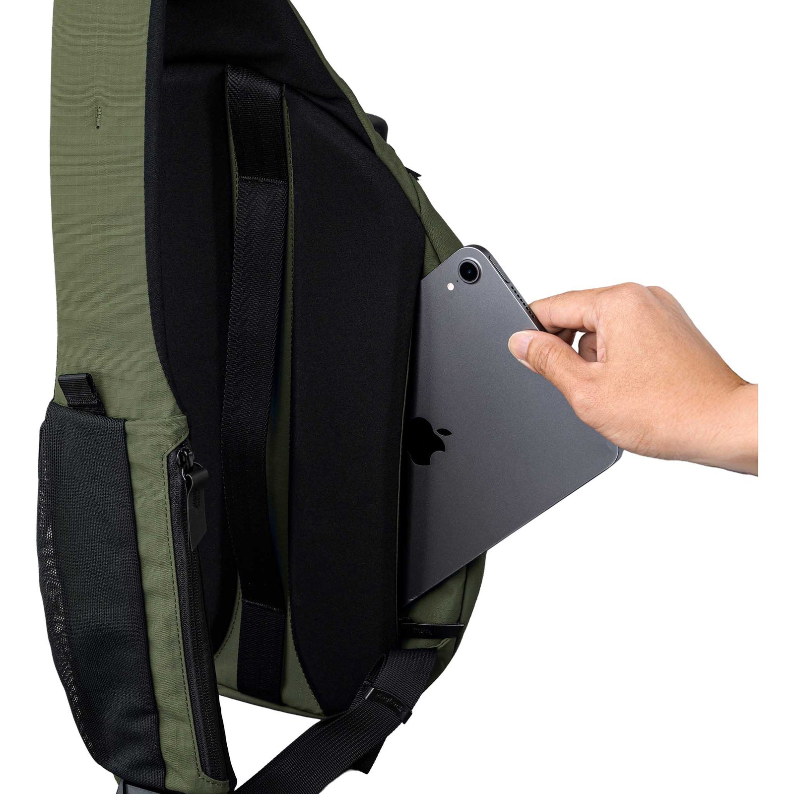 Metro Crossbody | Right Shoulder Alpaka AA010560518 Sling Bags One Size / Green | Axoflux 210D
