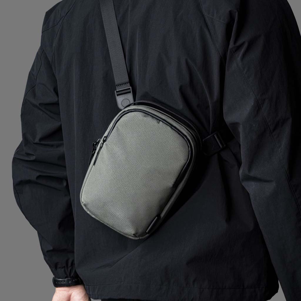 Metro Sling v2 Alpaka Sling Bags 2.5L / Grey | Axoflux 300D