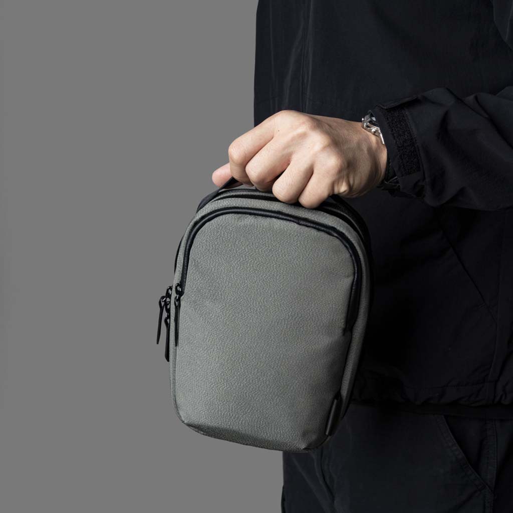 Metro Sling v2 Alpaka Sling Bags 2.5L / Grey | Axoflux 300D
