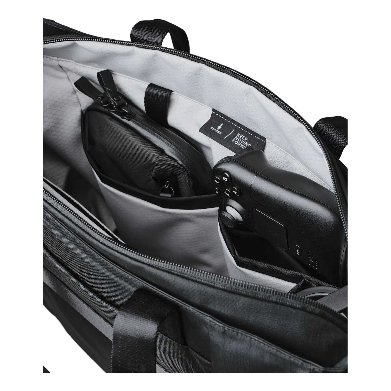 Metro Tote Alpaka AA010500118 Tote Bags One Size / Black | Axoflux 210D