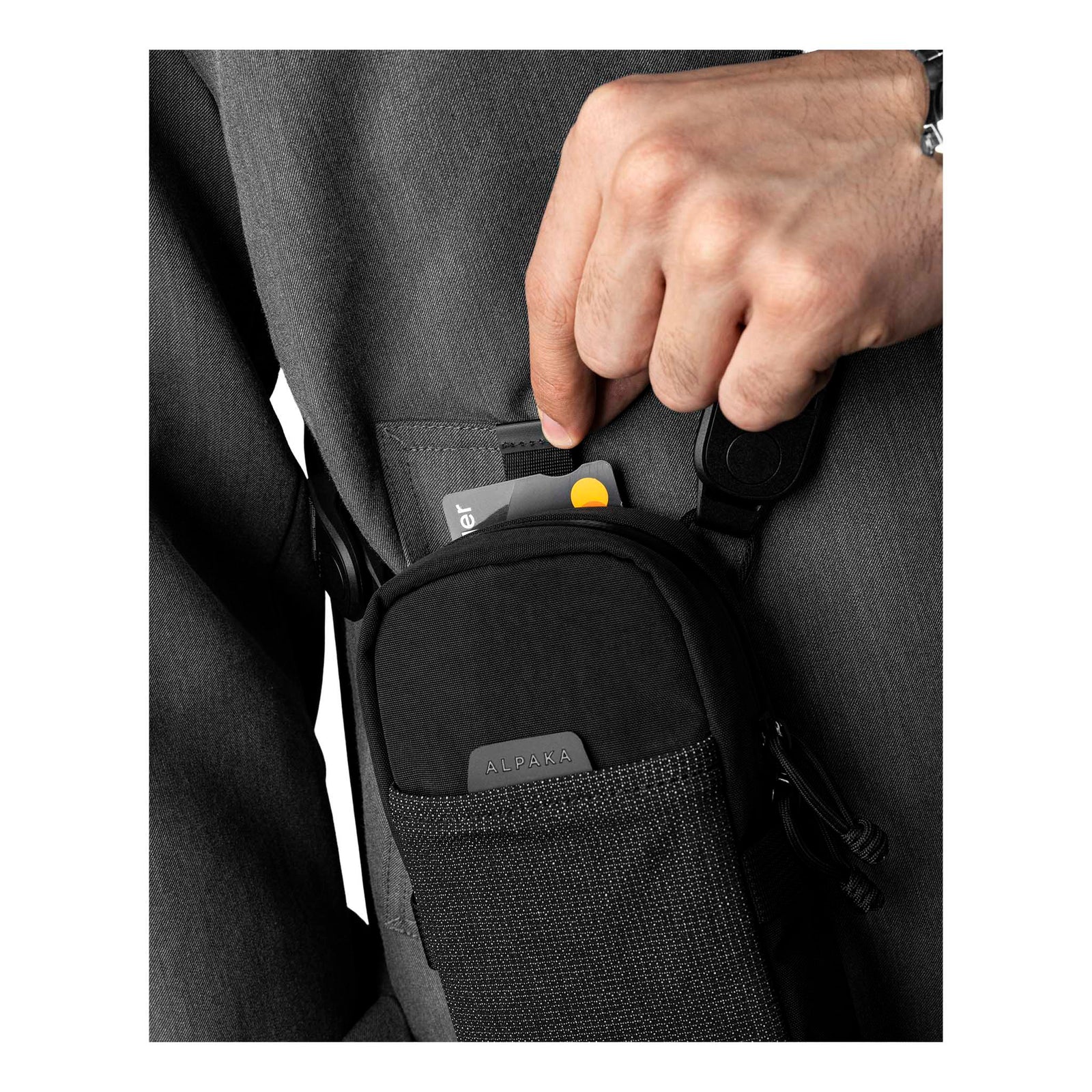 Modular Shoulder Pocket Max Alpaka AD010930131 Phone Pockets Max / Black | Axoflux 400D Washed Nylon