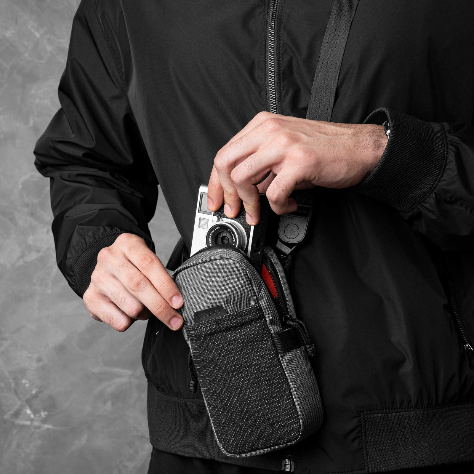 Modular Shoulder Pocket Max Alpaka AD010930230 Phone Pockets Max / Grey Ultradyne 100D