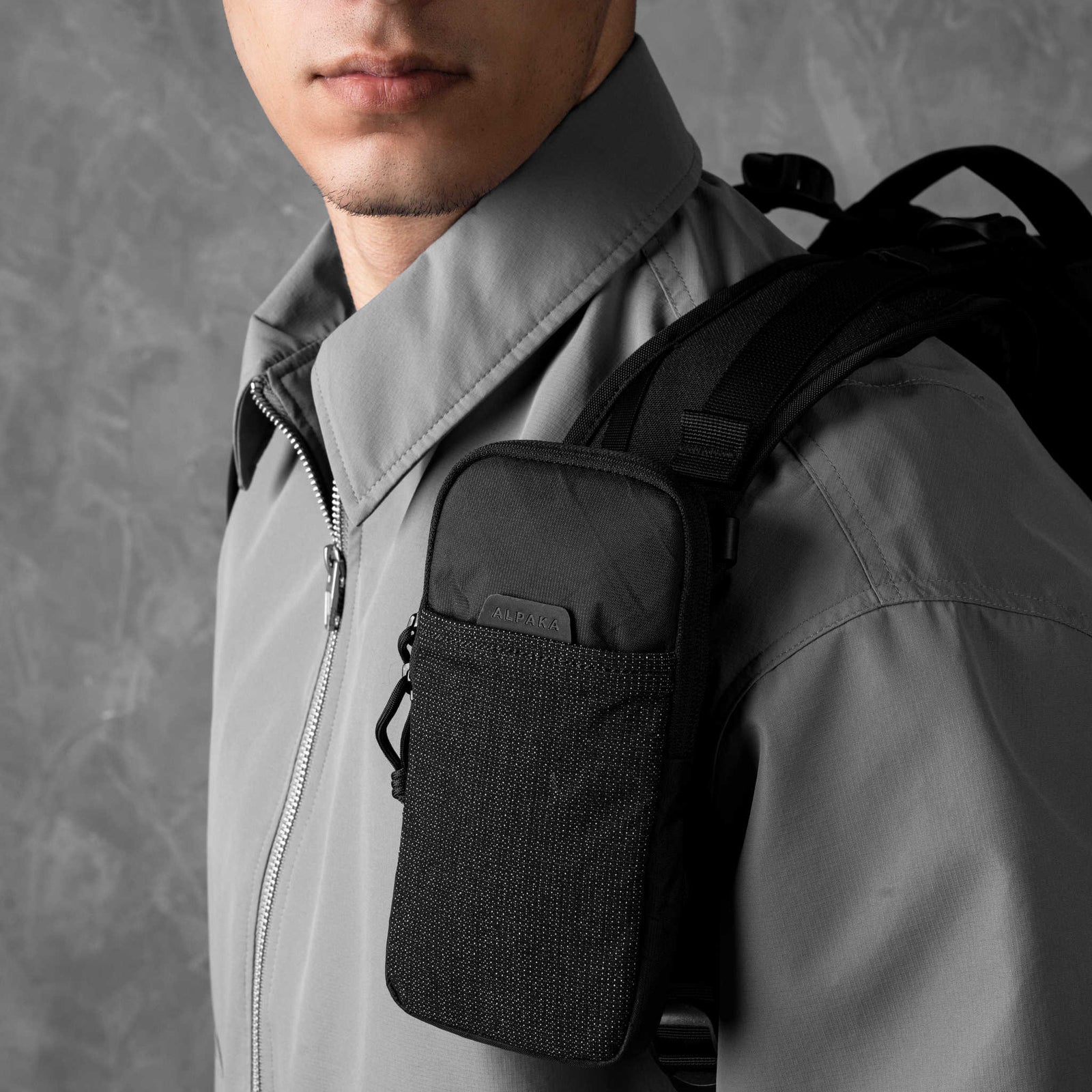 Modular Shoulder Pocket Slim Alpaka AD010920130 Phone Pockets Slim / Black Ultradyne 100D