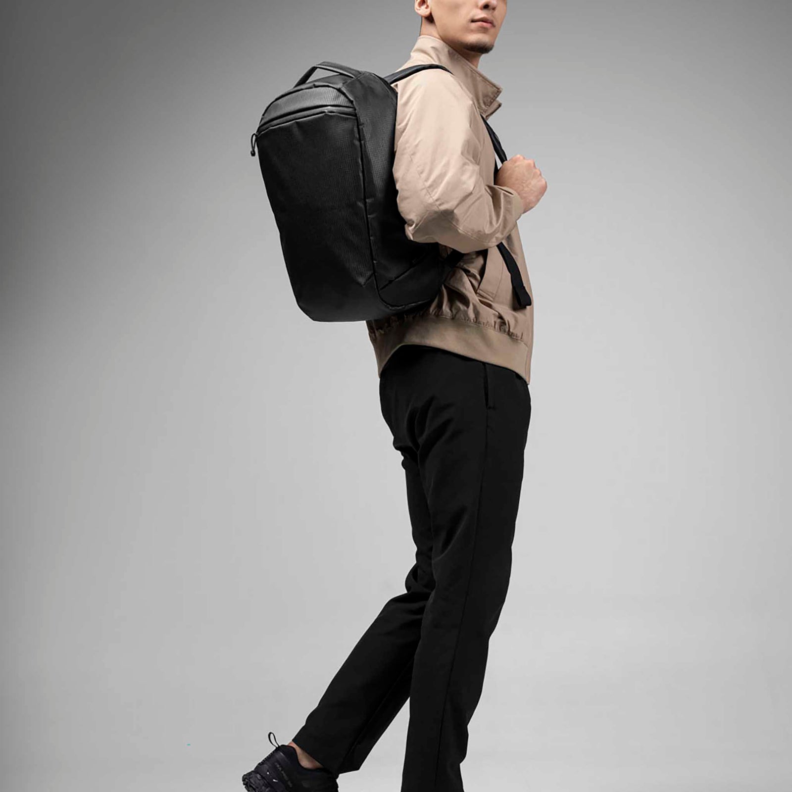 Momentum Backpack Alpaka AD011000132 Backpacks 22L / Axodyne Hybrid Black