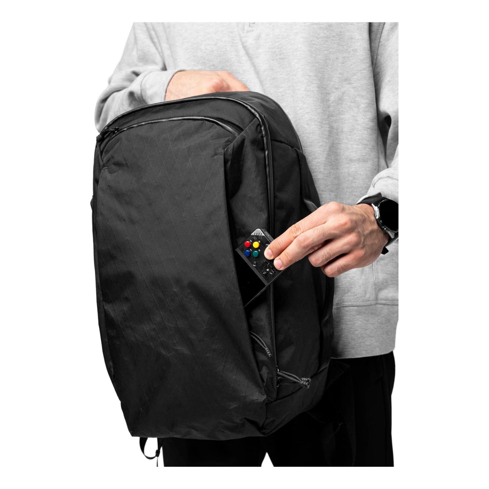 Traverse Backpack 30L Alpaka AA010860107 Backpacks 30L / Black X-Pac X42