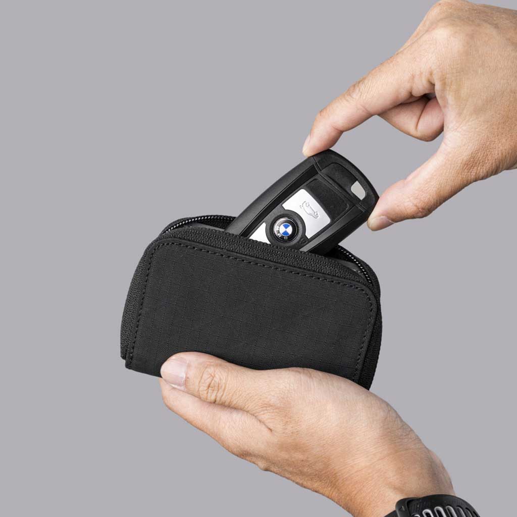 Zip Coin Wallet Alpaka AD010800126 Wallets One Size / Black | Axogrid 210D