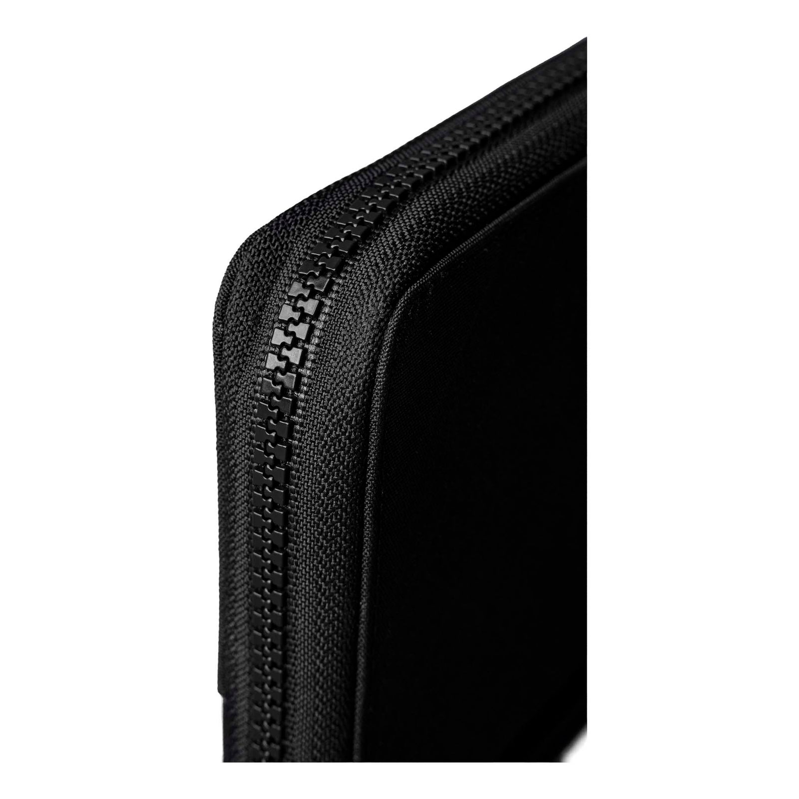 Zip Passport Wallet Alpaka AD010860122 Wallets One Size / Black | Axogrid 300D