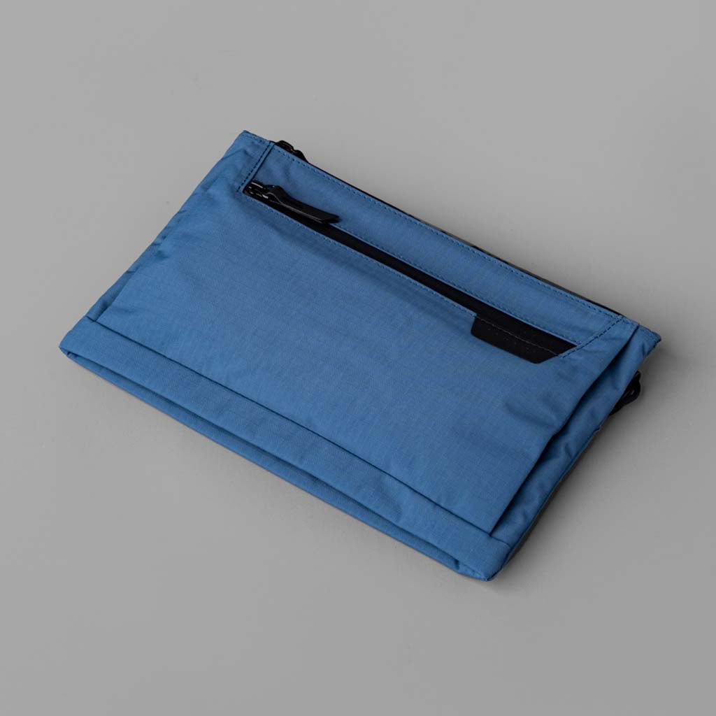 Zip Pouch Max v2 Alpaka AD010650618 Sling Bags 2L / Blue | Axoflux 210D