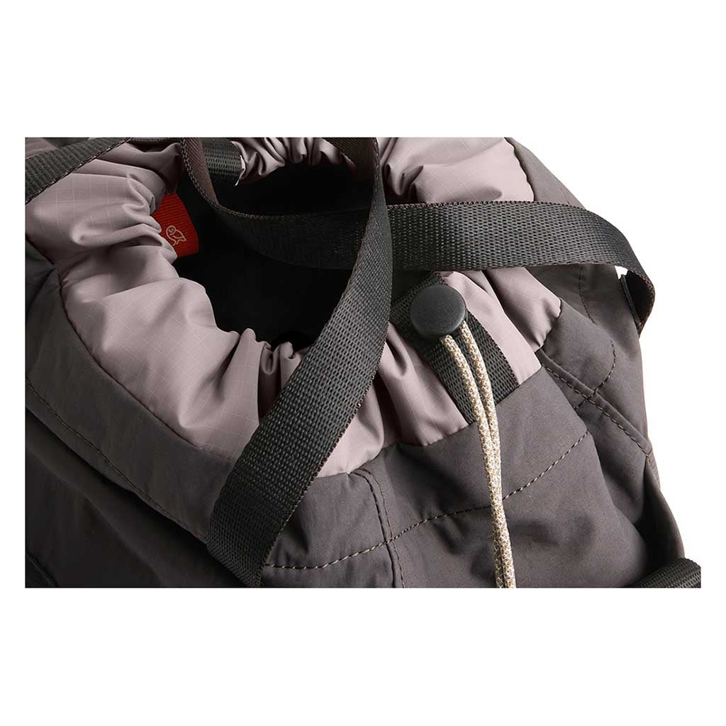 Cinch Bucket Bag Bellroy BHTA-BKR-243 Tote Bags 9L / Charcoal