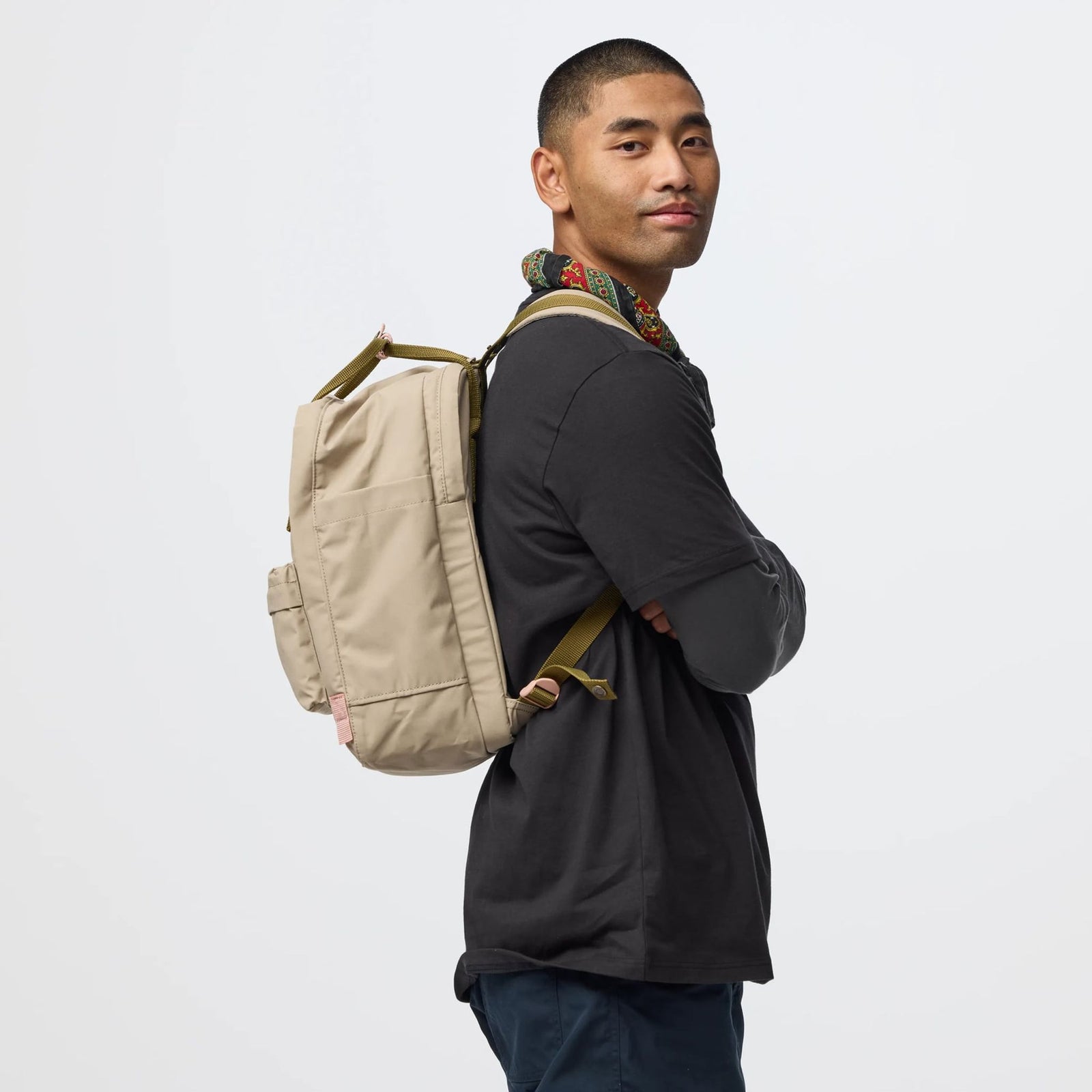 Kånken Koncept Laptop 15" Fjällräven F23200411-294-333 Backpacks 18L / Black Oak-Rowan Red