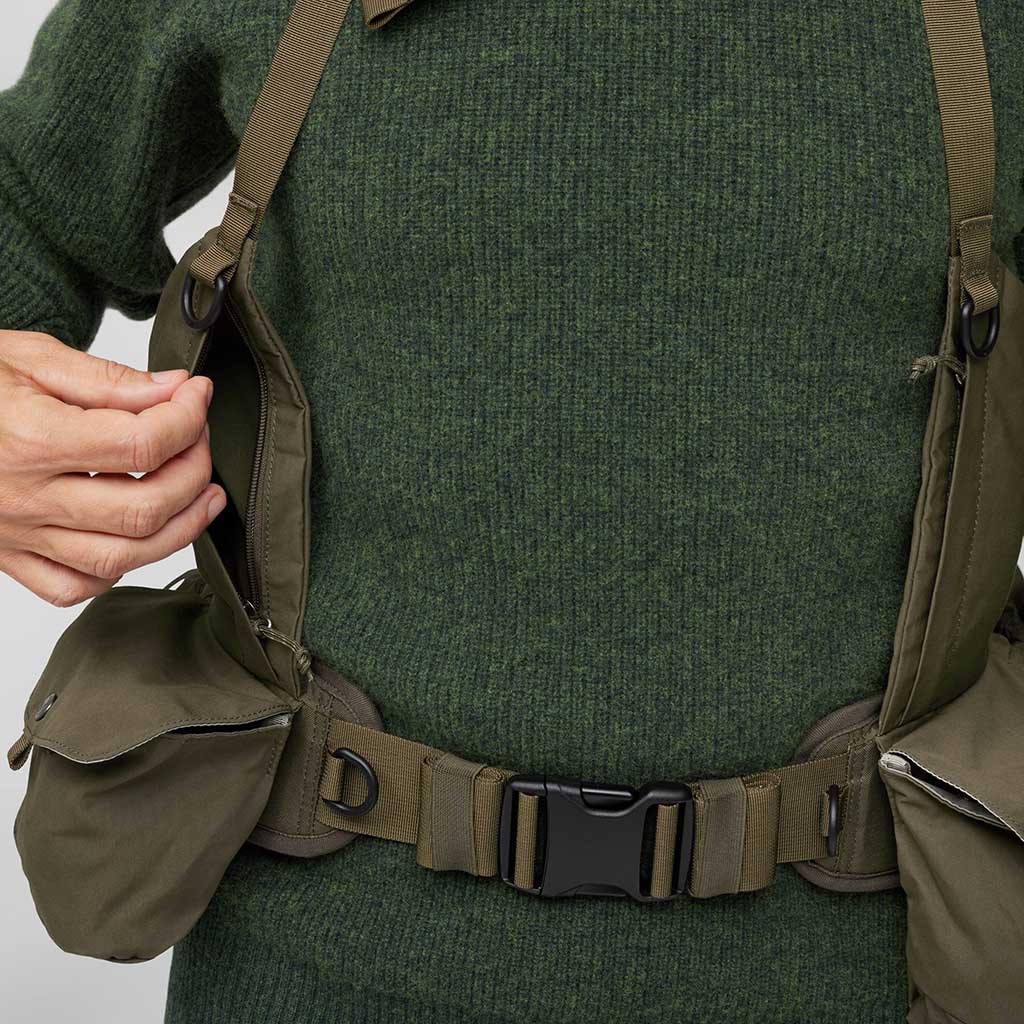 Lappland Vest Pack Fjällräven F23200279-633 Beanies One Size / Dark Olive