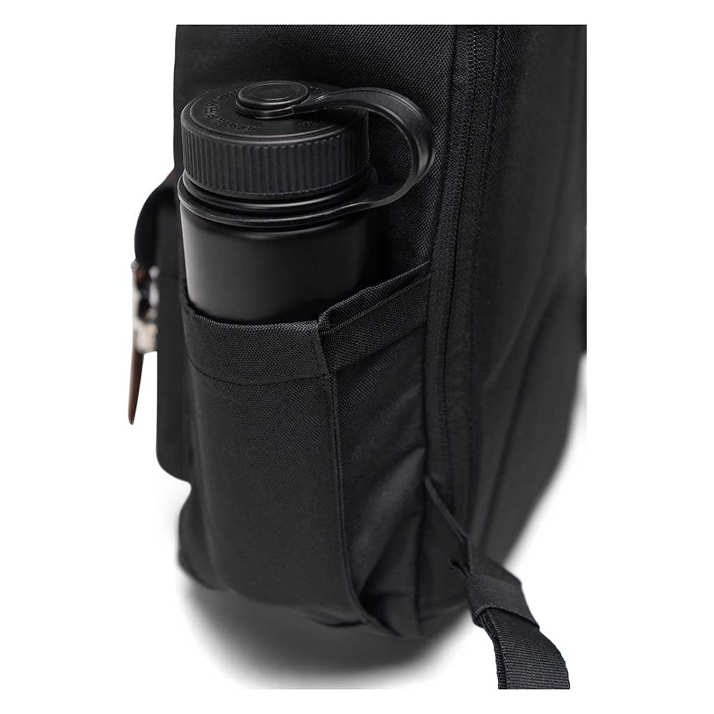 Herschel Little America Mid Backpack Herschel Supply Co. 11391-00001-OS Backpacks 21L / Black