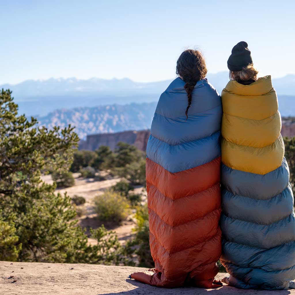Galactic 30°F Sleeping Bag Kelty 35417222ROO Sleeping Bags One Size / Rooibos Tea/Aegean Blue