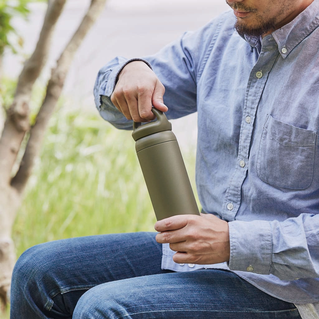 Day Off Tumbler Kinto 21095 Coffee Flasks 500ml / Khaki