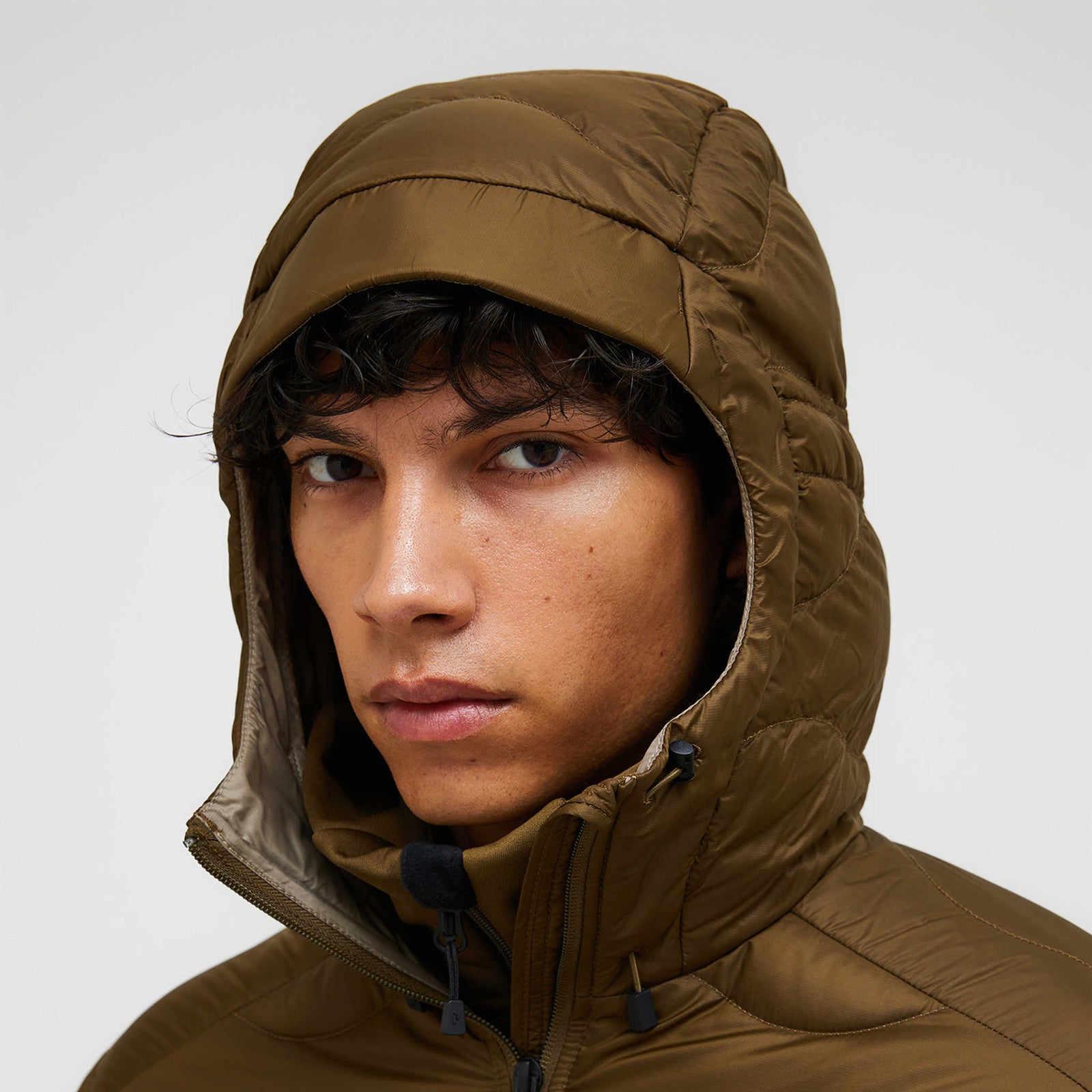 Helium Down Hood Jacket | Men's Peak Performance Men's Insulated Jackets