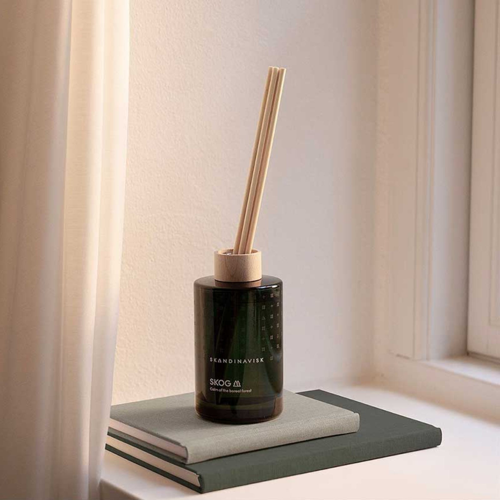 Reed Diffuser 200ml | Skog Skandinavisk 20315 Reed Diffusers 200ml / Skog