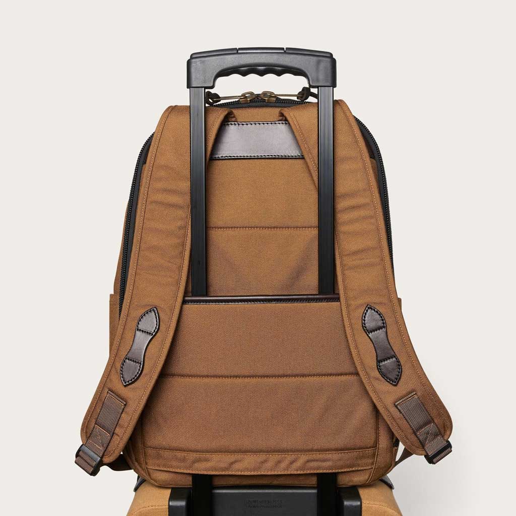 Dryden Backpack Filson 20152980-WHK Backpacks 25.5 L / Whiskey