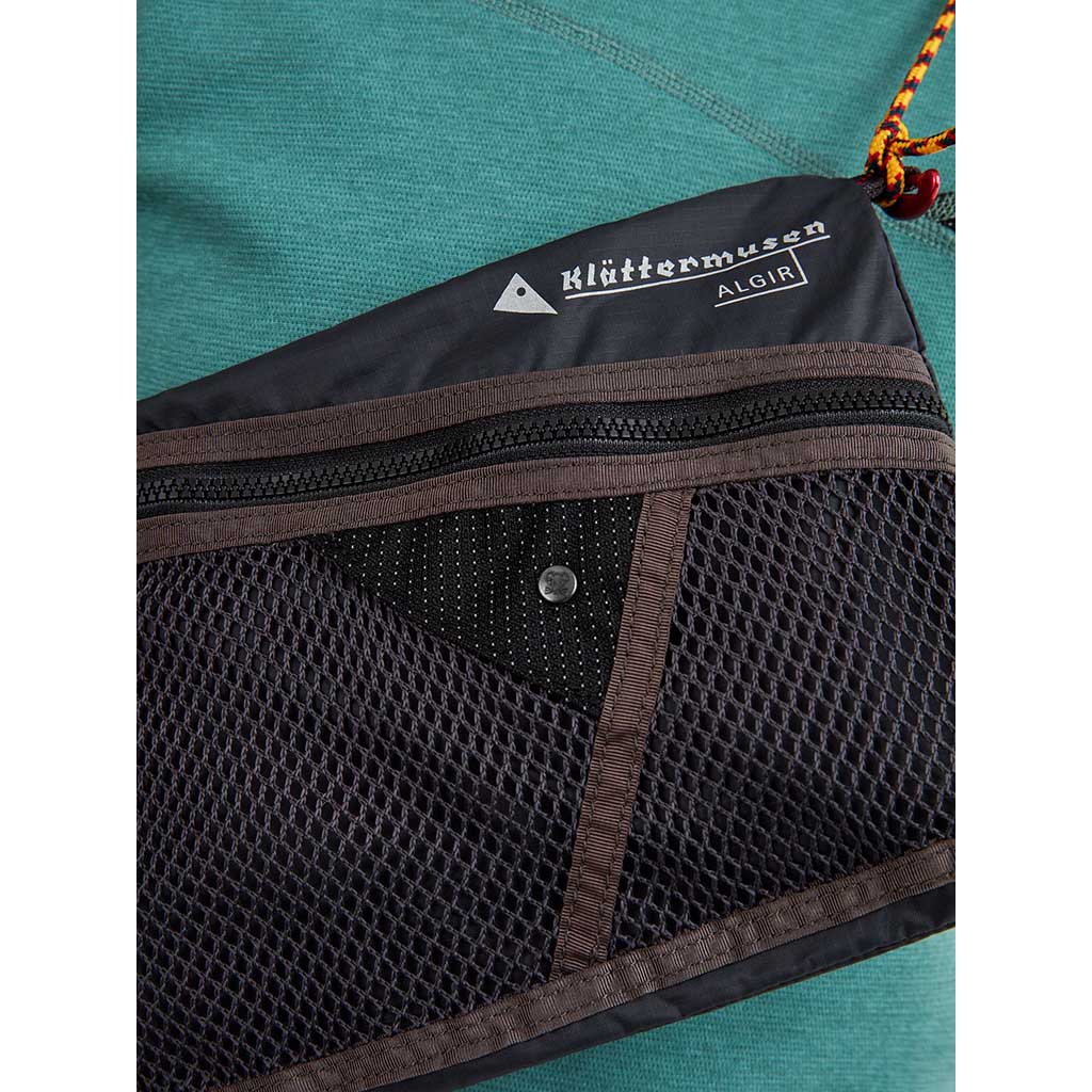 Algir Accessory Bag Klättermusen Pouches