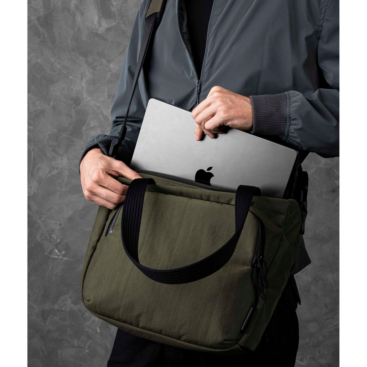 Bravo Tote V2 Alpaka Tote Bags
