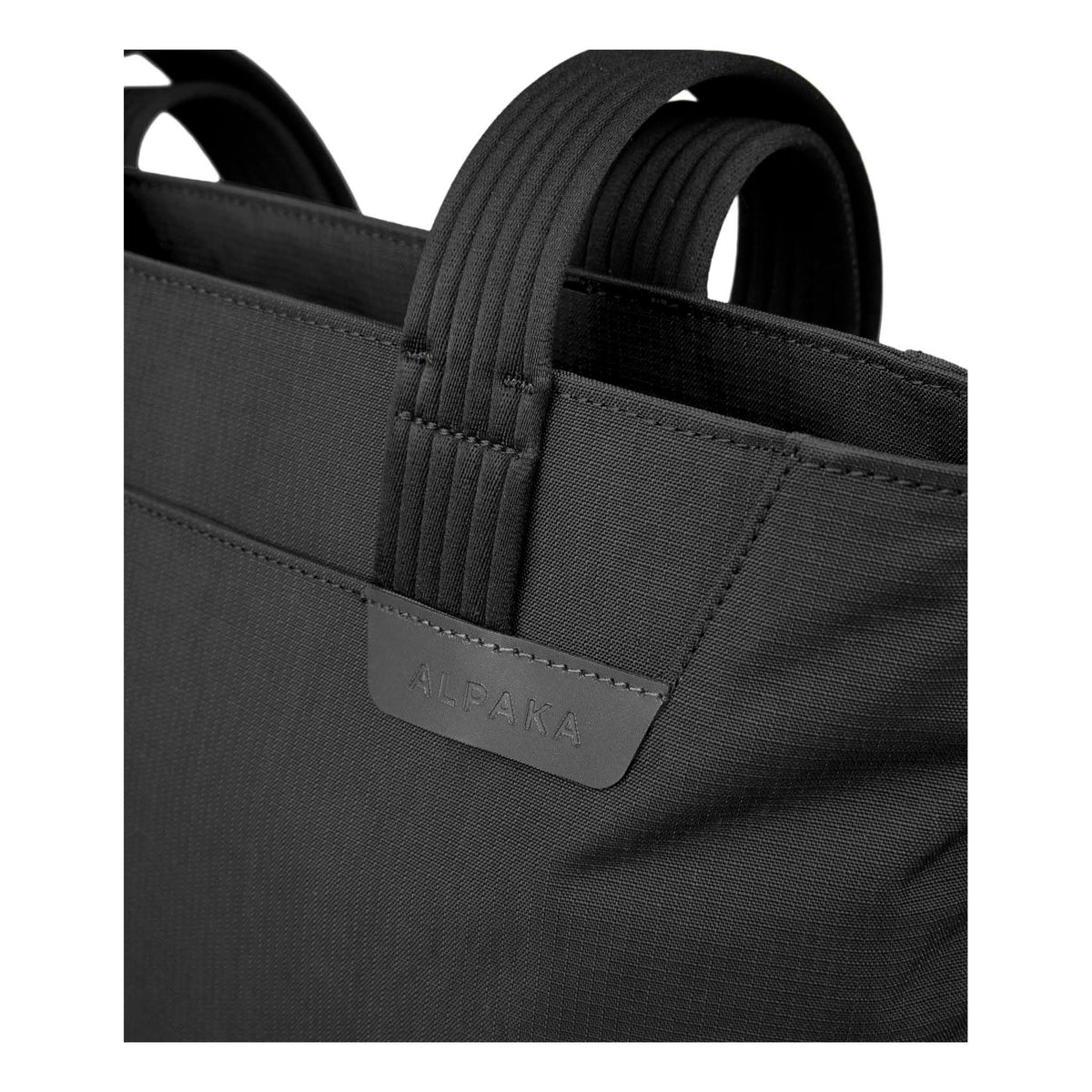 Flight Tote (S)