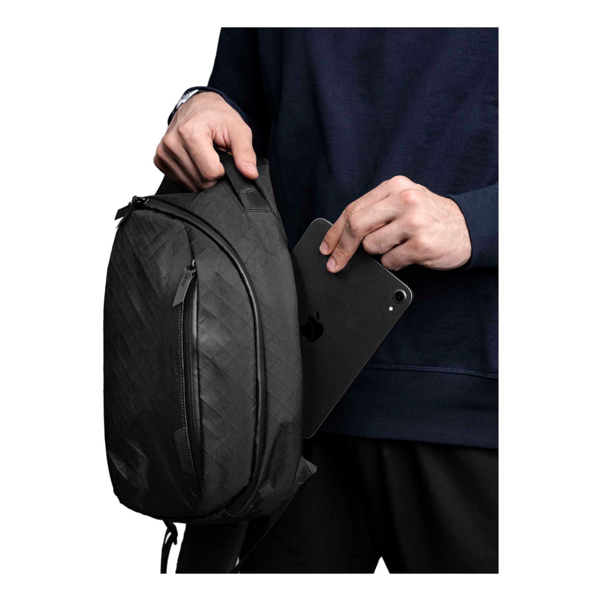 Metro Crossbody | Left Shoulder