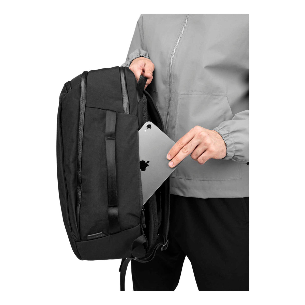 Traverse Backpack 38L