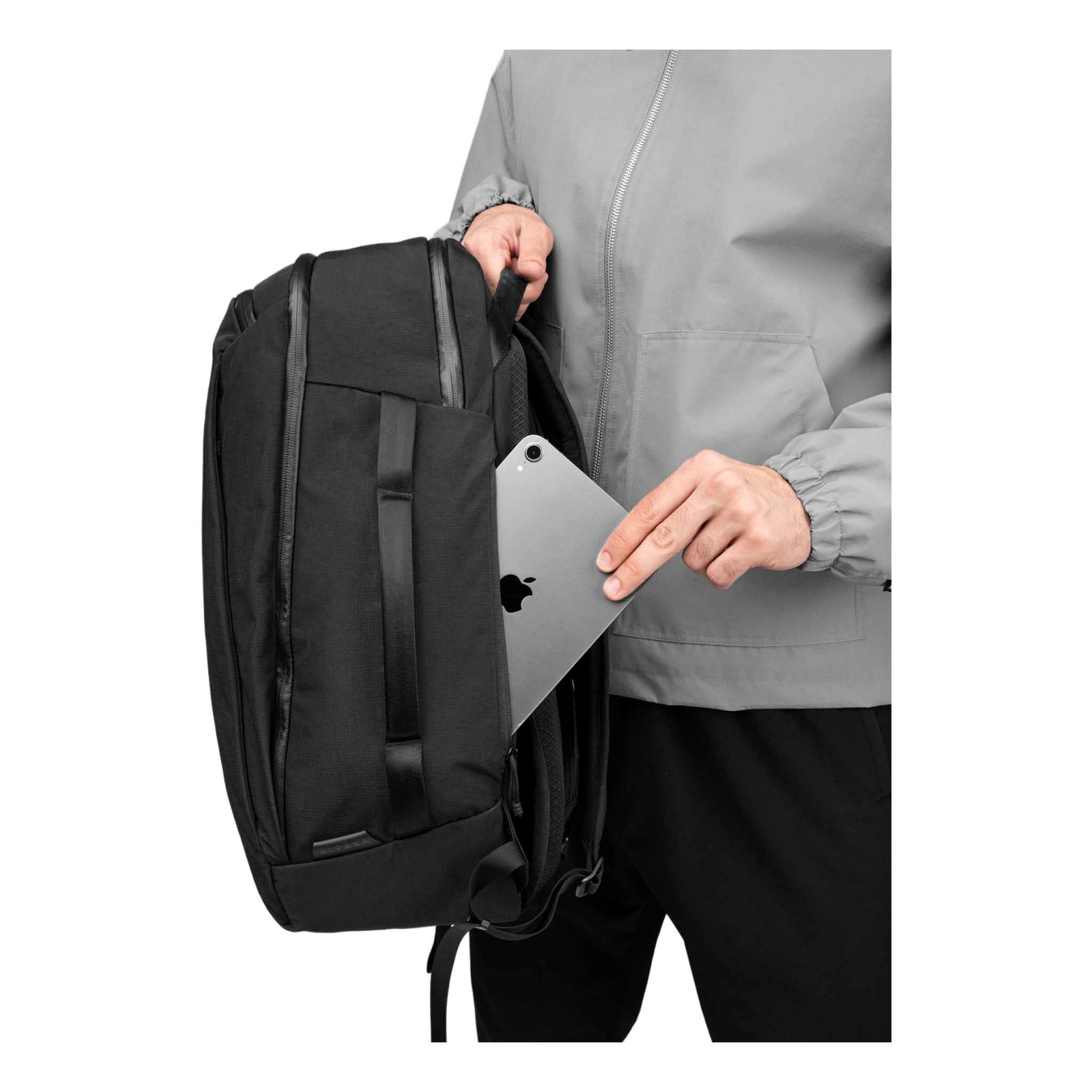 Traverse Backpack 38L