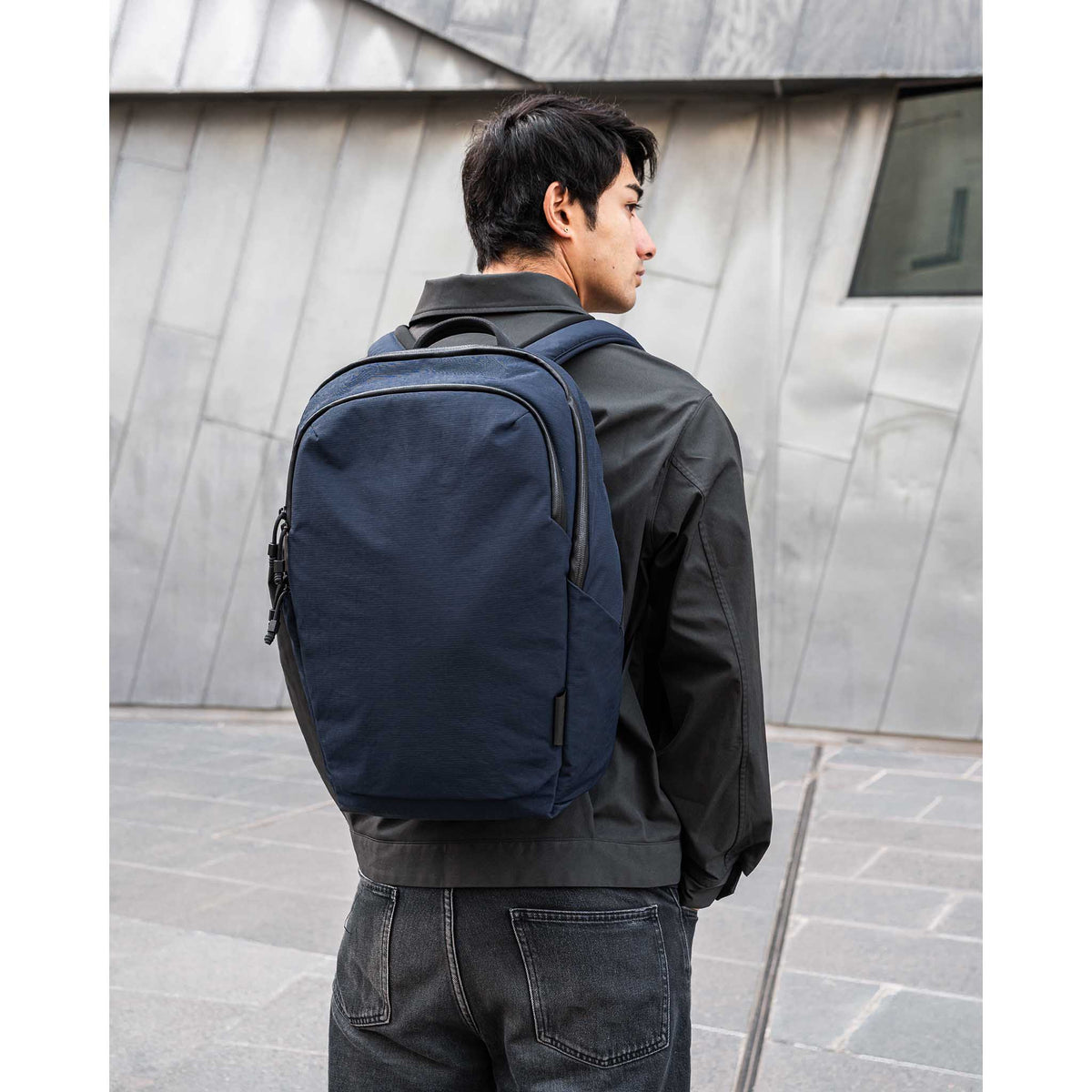 Bravo Backpack 23L Alpaka AA010610124 Backpacks 23L / Black | Axoflux 400D