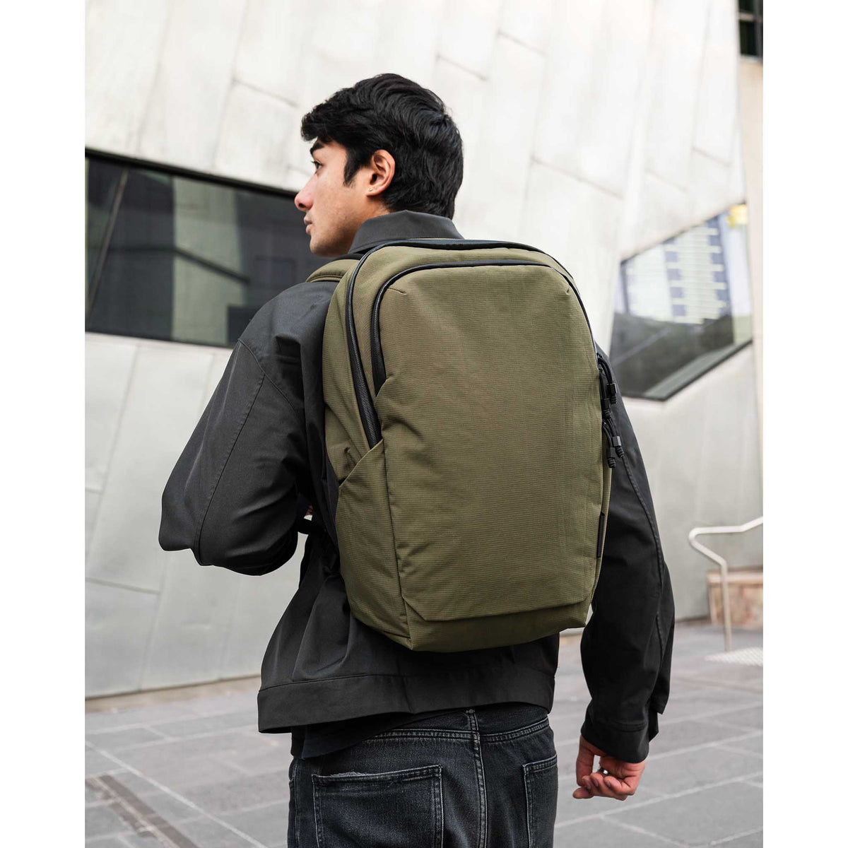Bravo Backpack 23L Alpaka AA010610524 Backpacks 23L / Green | Axoflux 400D