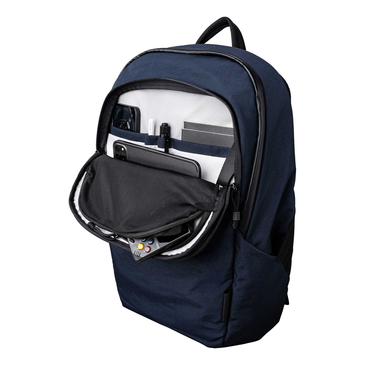 Bravo Backpack 23L Alpaka AA010610624 Backpacks 23L / Moonlight Blue | Axoflux 400D