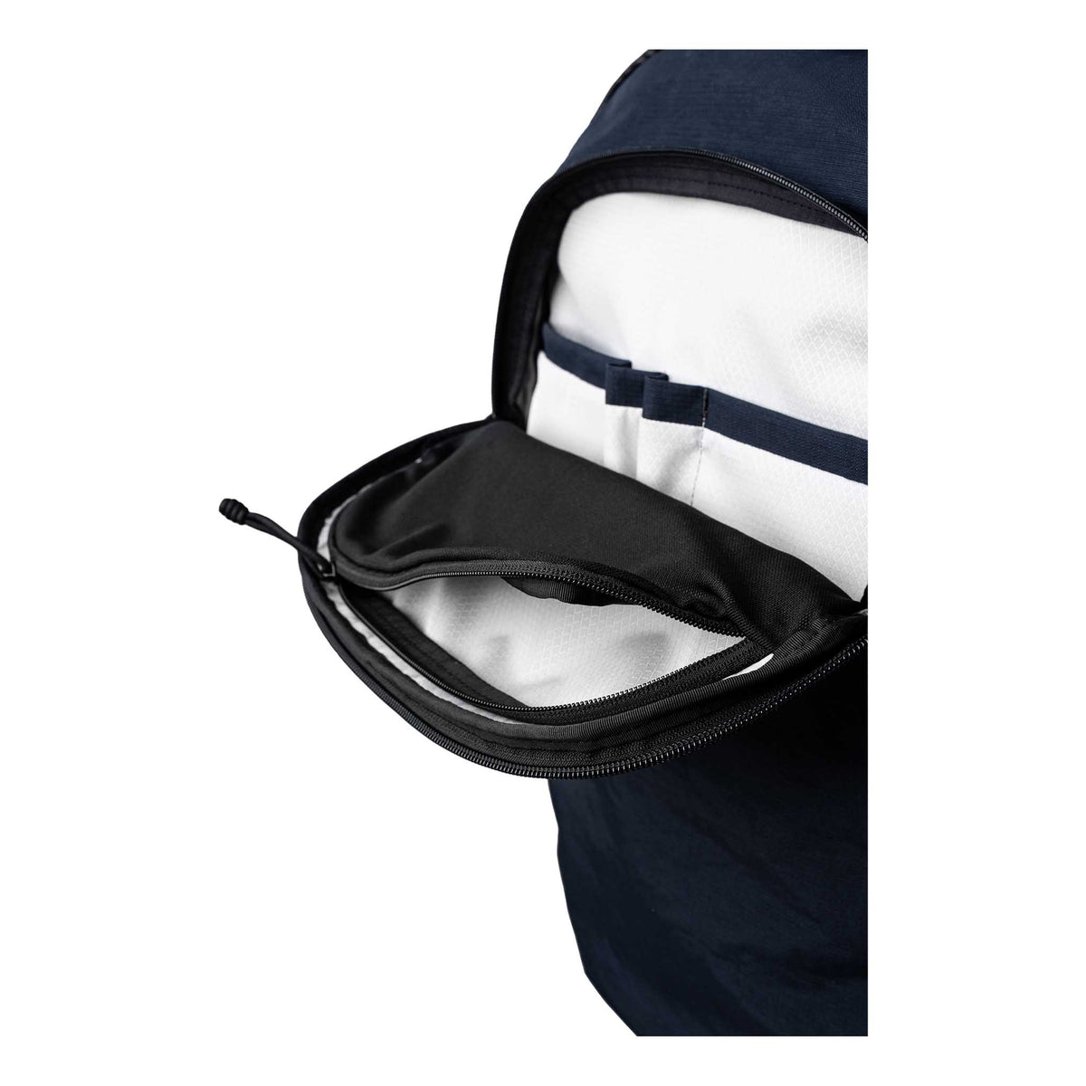Bravo Backpack 23L Alpaka AA010610624 Backpacks 23L / Moonlight Blue | Axoflux 400D