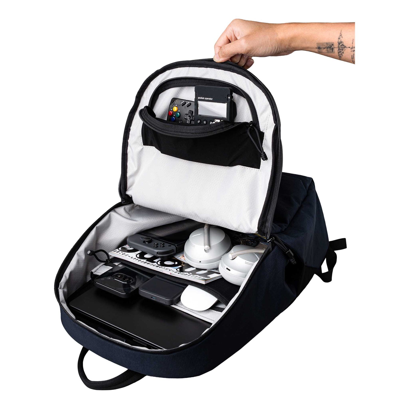 Bravo Backpack 23L Alpaka AA010610624 Backpacks 23L / Moonlight Blue | Axoflux 400D