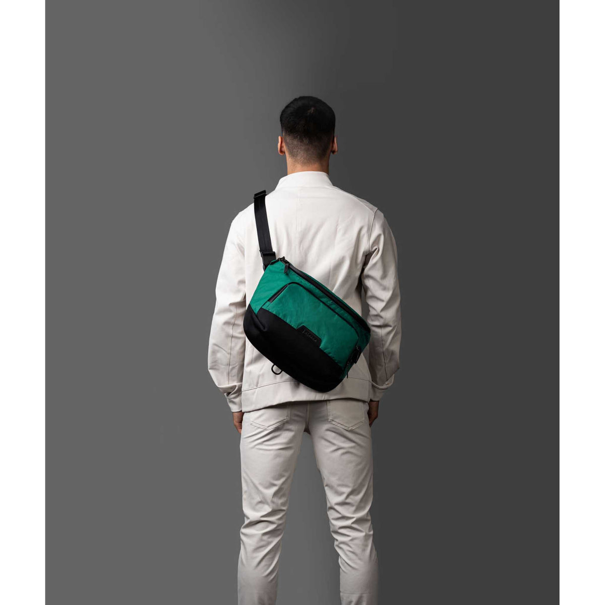 Bravo Sling Max V2 Alpaka AA100201103 Sling Bags 10L / Cadmium Green | X-Pac VX21