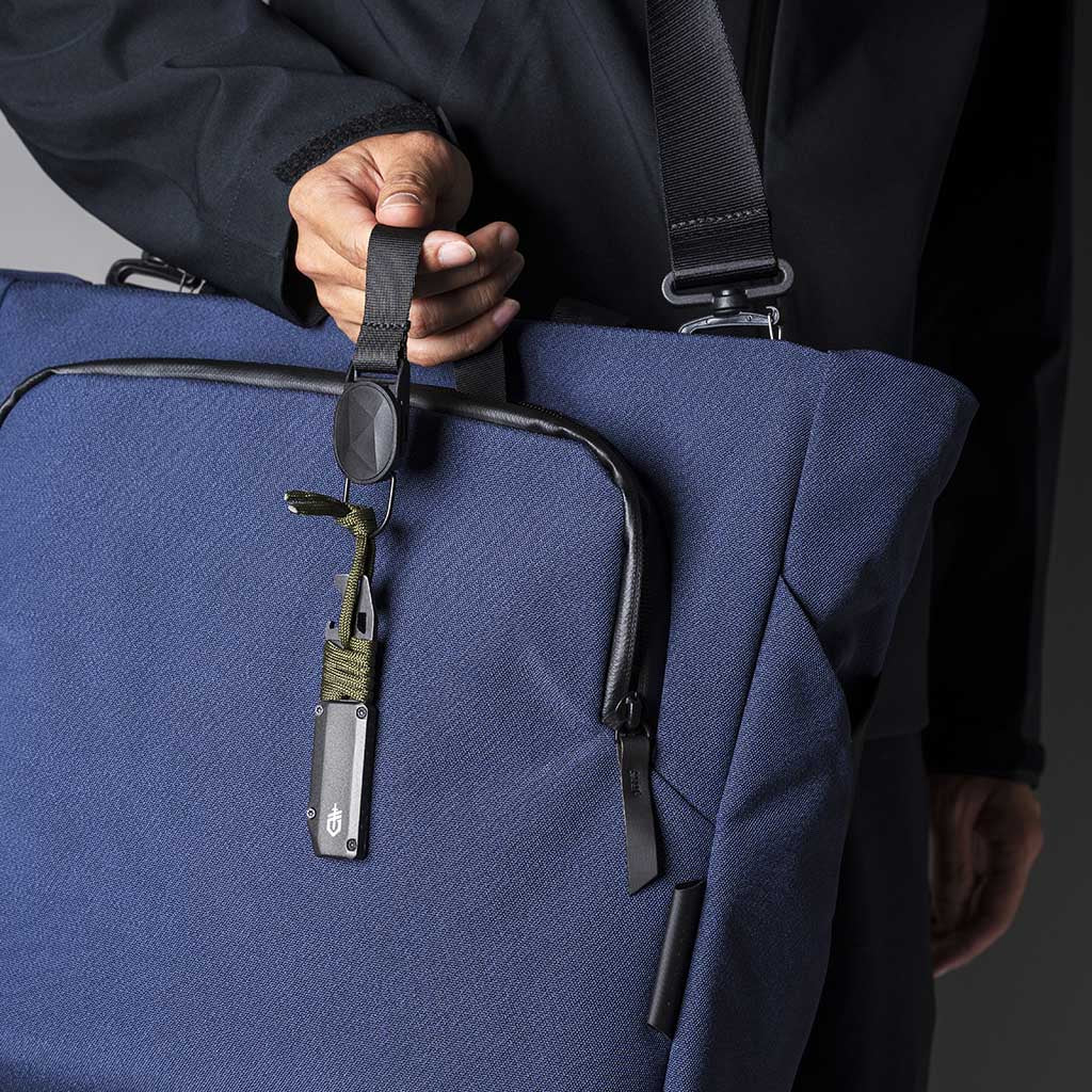Bravo Tote Alpaka AA010370617 Sling Bags 14L / Blue | Axoflux 600D