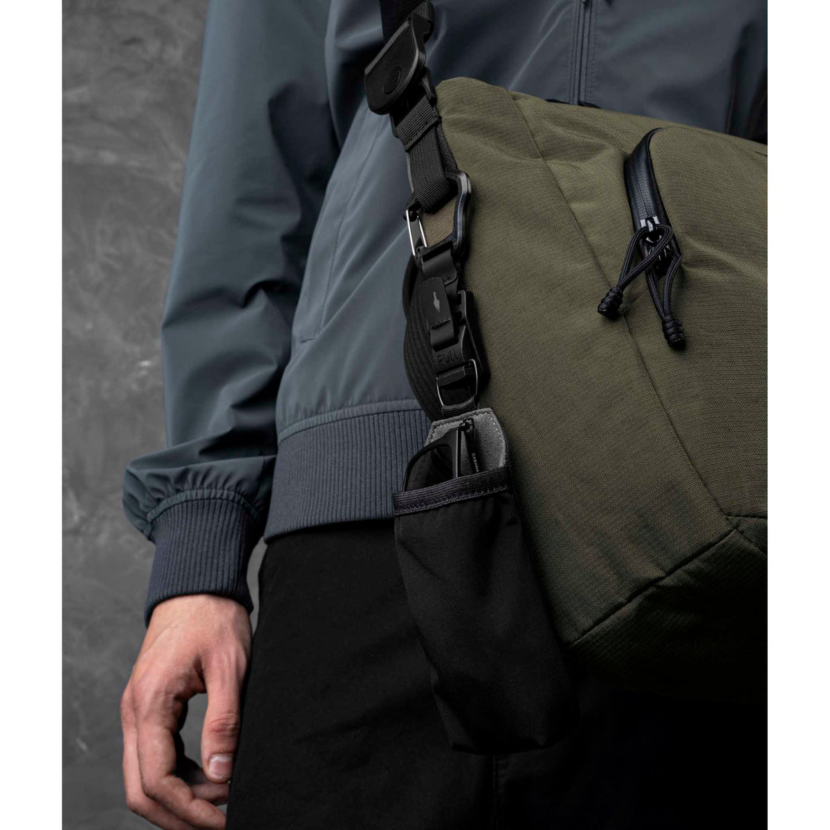 Bravo Tote V2 Alpaka Tote Bags